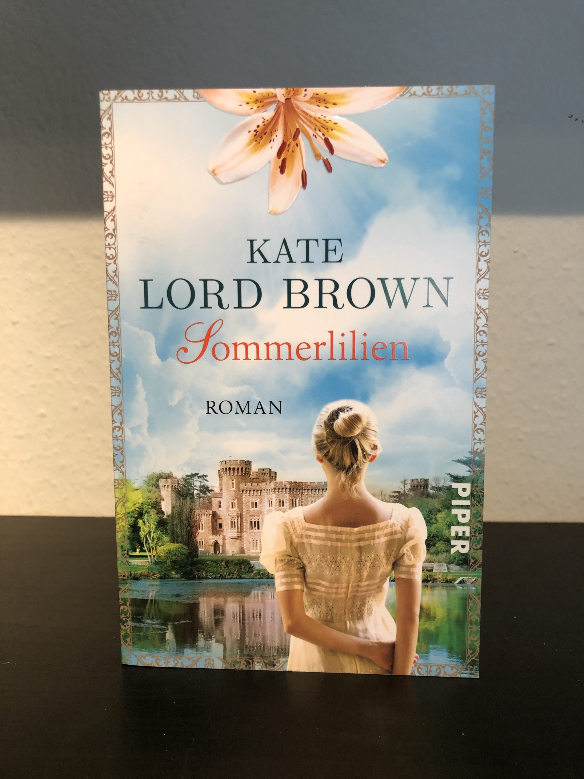 Sommerlilien - Kate Lord Brown-image
